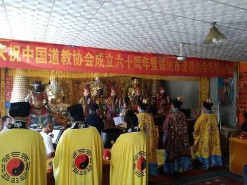 风水大师解密，教你几个秒招催旺桃花，快速脱单！