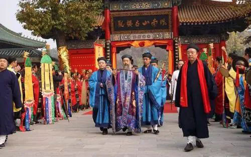 怎么转财运？床头放什么东西转运