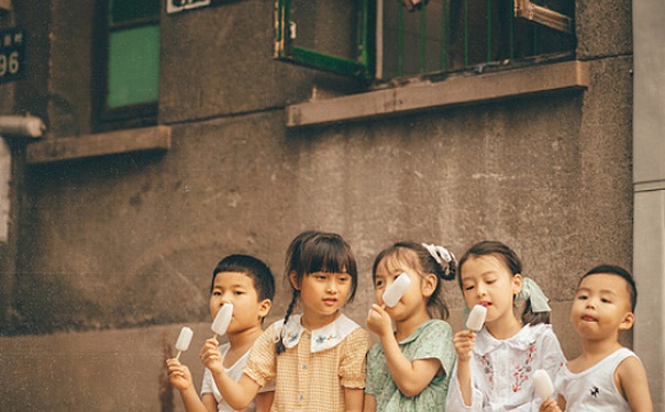小孩命里带弓箭 惊吓之后，一定要对孩子受惊引起重视
