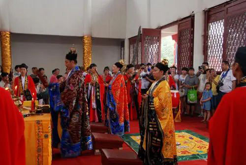 怎么去庙里超度婴灵_为婴灵超度写谁的名字