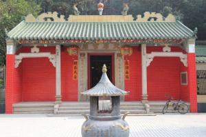 小孩能够随身佩戴的吉祥物，防止孩子受到惊吓