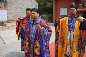 运气不好带金子转运 增加身上金气金银财宝自然来
