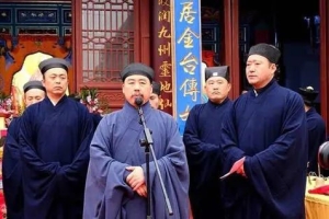 属鸡人2024年即将翻身，事业财富最旺
